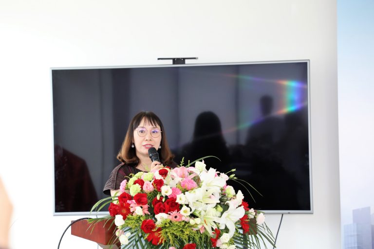 1640847023101373ijNR.jpeg K8凯发国际医药集团总裁宋青女士-768x512.jpeg